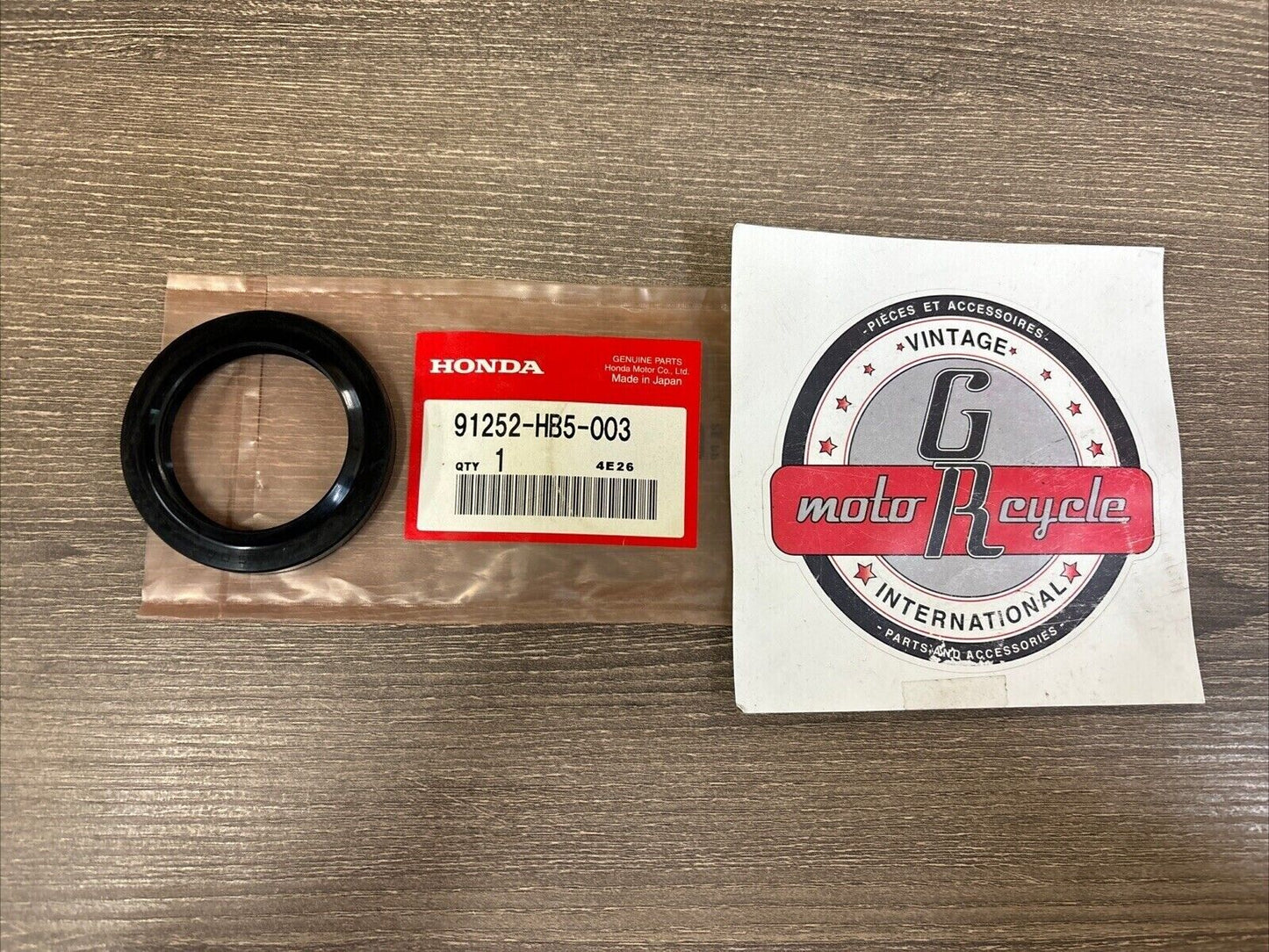 NOS Honda 1986 1987 ATC200 X 1992 TRX200 X DUST SEAL 44X62X7 91252-HB5-003 H126