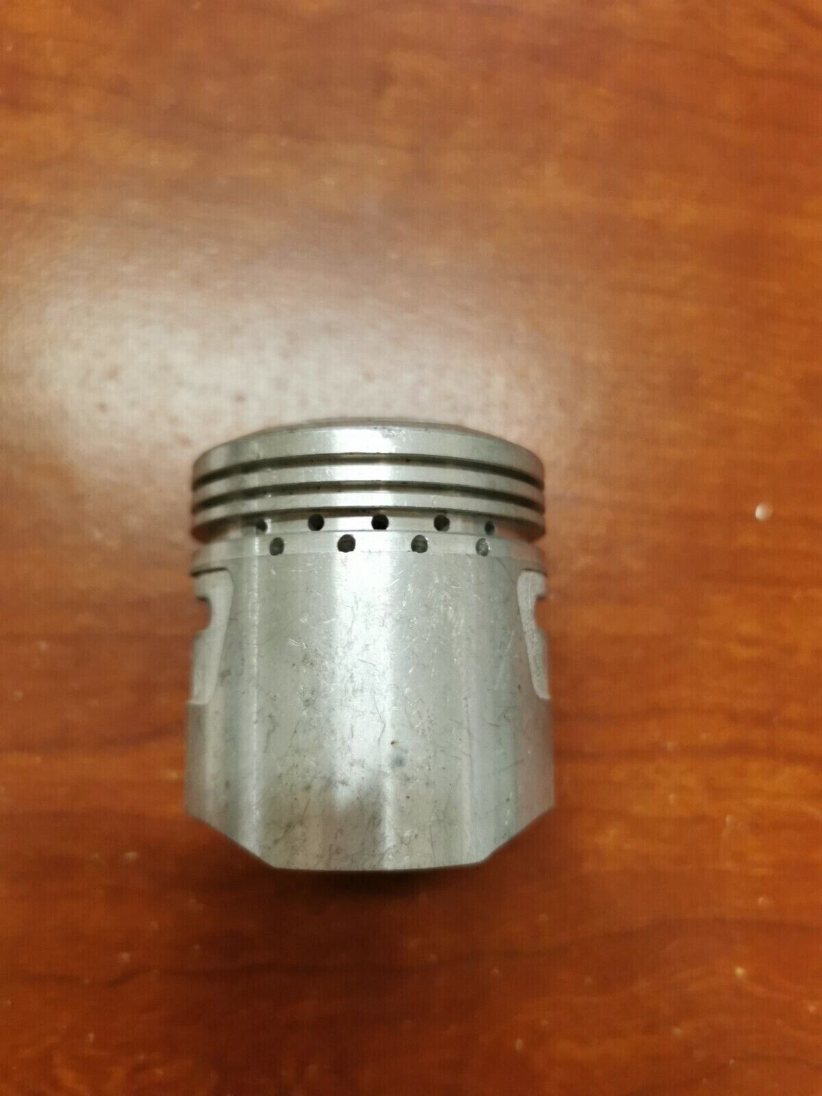 NOS Honda CT90 CM91 PISTON (STD) 13101-028-323 H62