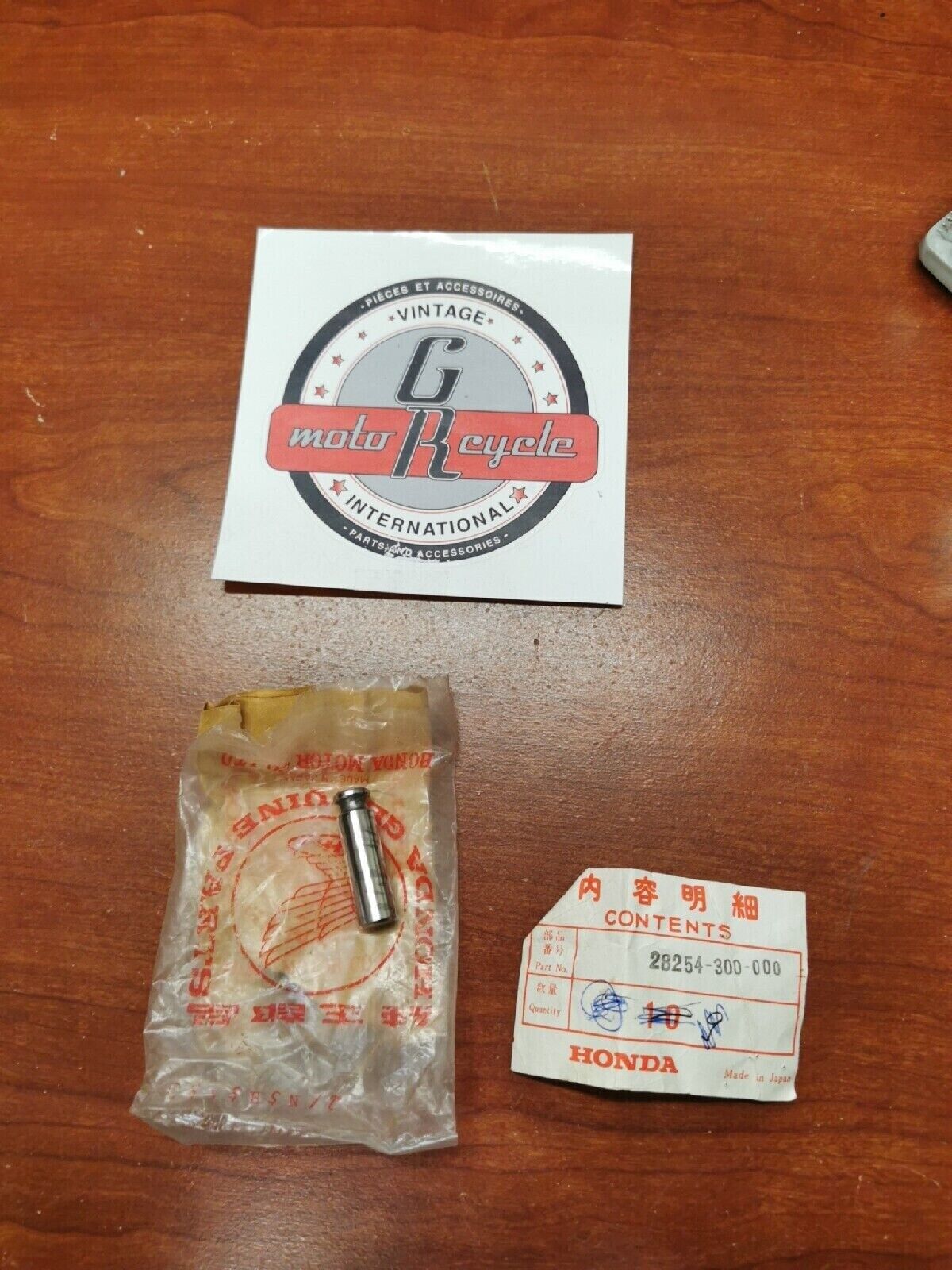 NOS Honda CB750 PIN, KICK STOPPER 28254-300-000 H34