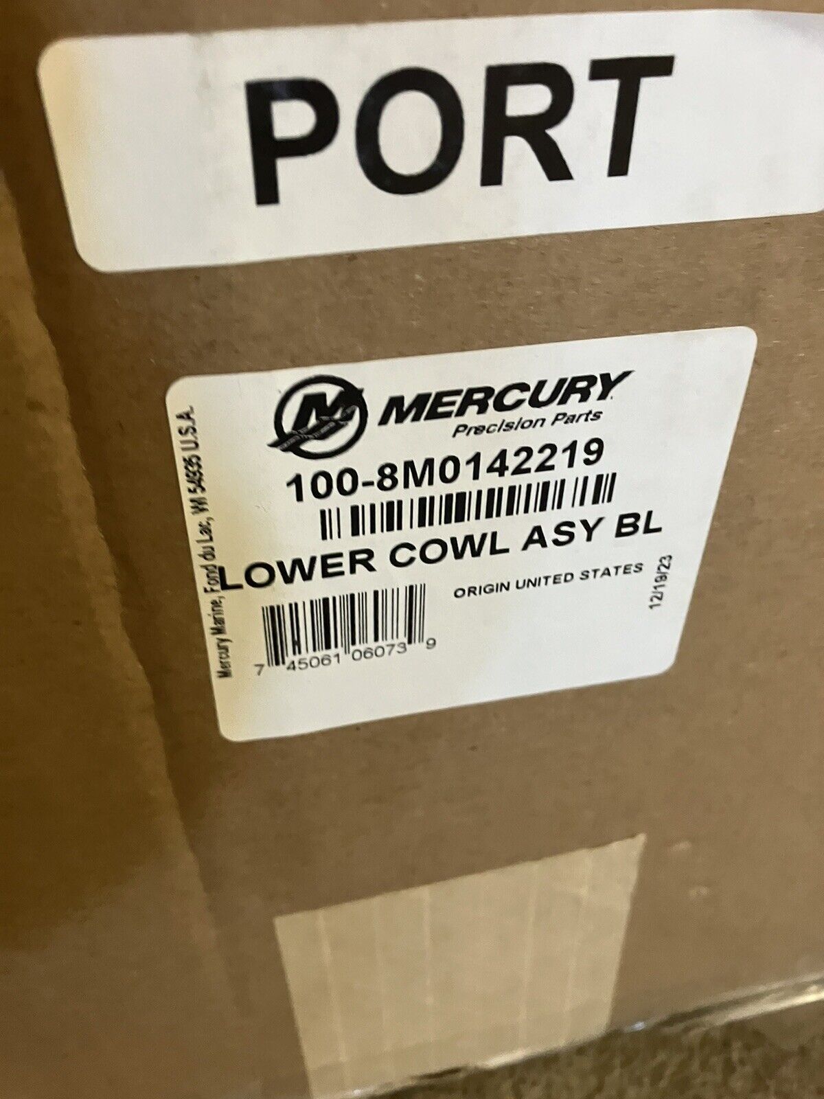 Mercury Engine motor Lower cowl set black and red 100-8m0142219