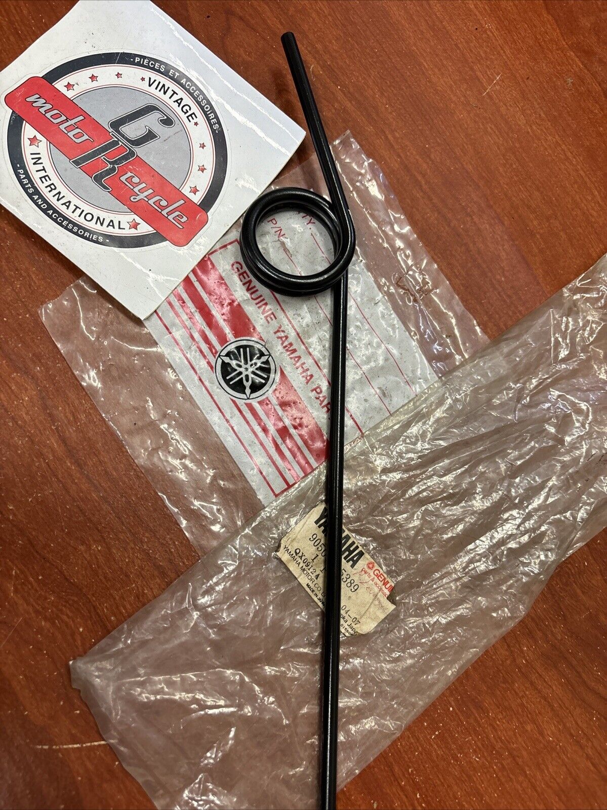 NOS Yamaha 1979 1980 EC540 TORSION SPRING 90508-65389-00 Y184