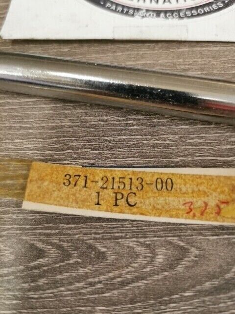 NOS YAMAHA TX500 1973 XS500B 1975 TX500A 1974 STAY FENDER 1371-21513-00-00 Y157