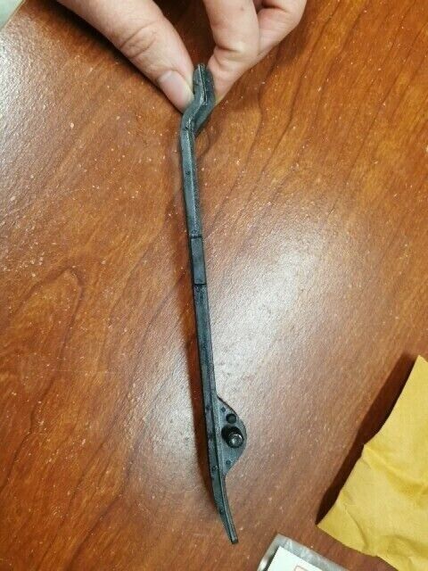 NOS Honda CB100K CB125S CL100 SL100 SL125 CAM CHAIN GUIDE 14550-107-010 H93