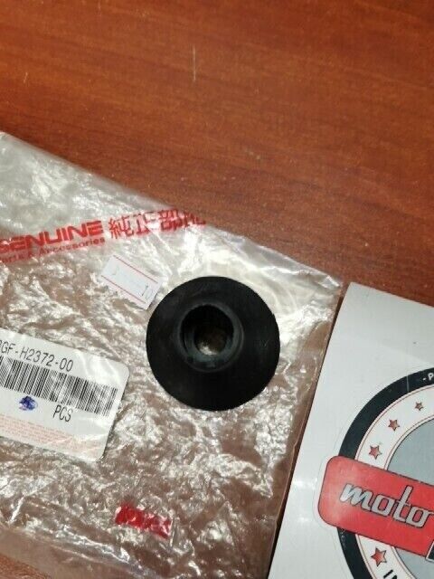 NOS Yamaha CR50Z YA50 YW50 SPARK PLUG CAP SEAL 3GF-H2372-00-00 Y103