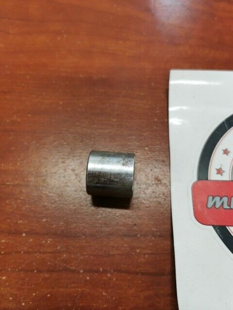 NOS Yamaha COLLAR 90387-12096-00 SUB 90387-120F9-00 109-25377-01-00 Y111