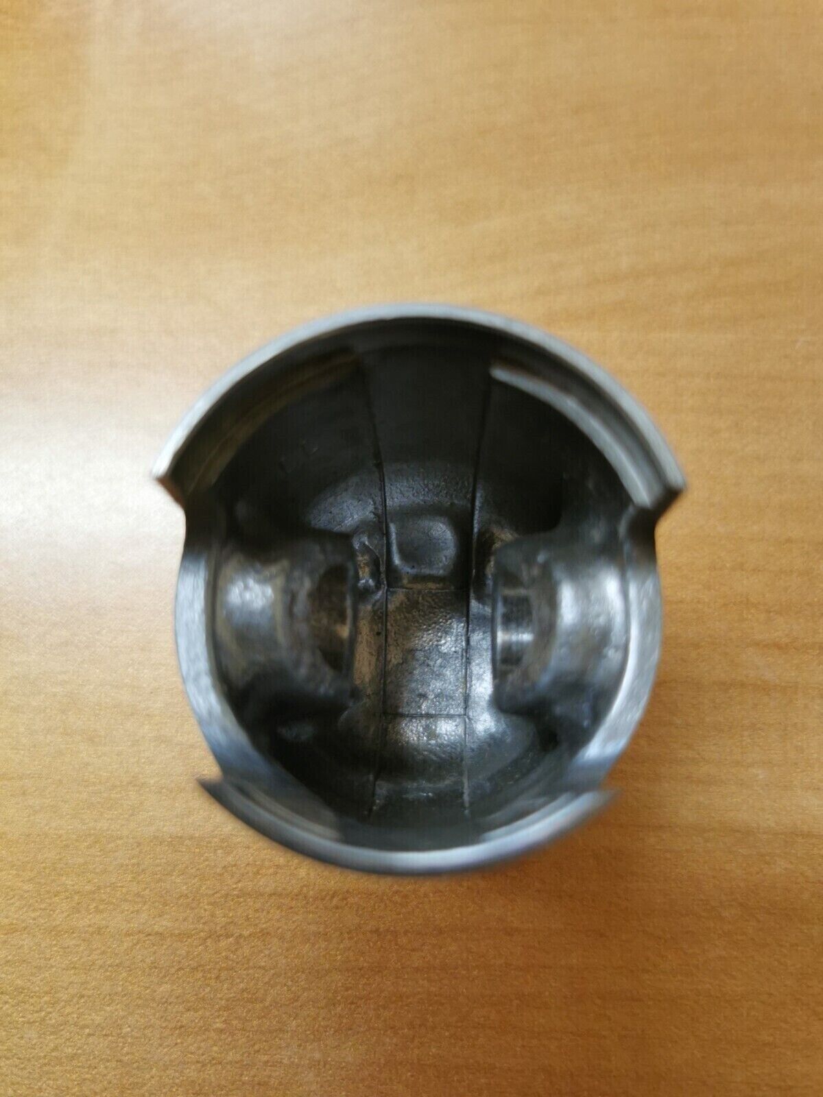 NOS HONDA  NA50  PA50  NC50  1977 - 1983  PISTON  STD 13101-147-010  H22