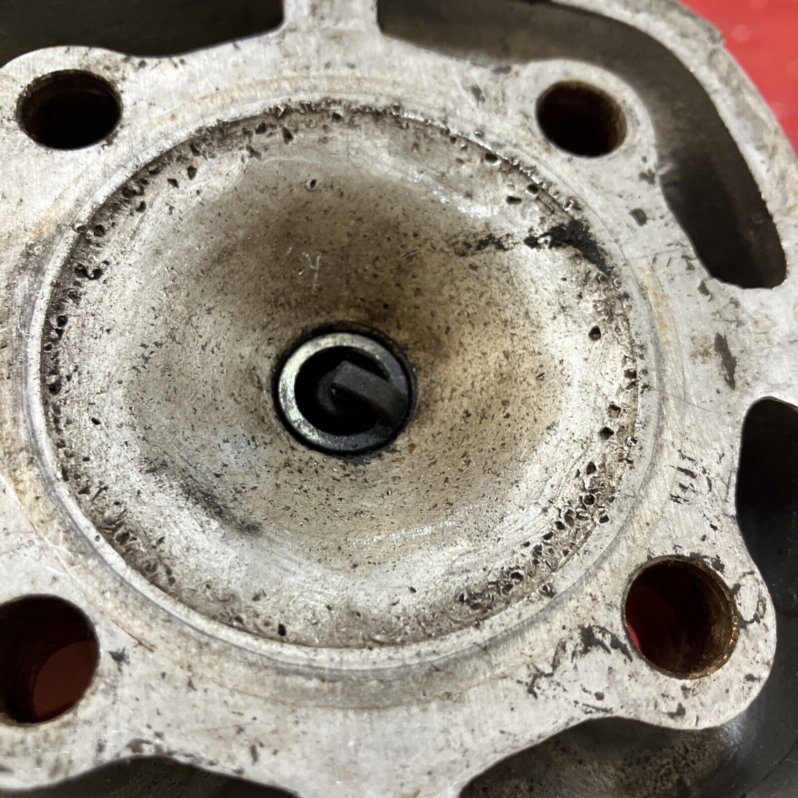 Honda CR80R 1983 cylinder head cover