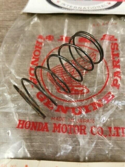 NEW NOS HONDA XL175 1973 - 1978 SPRING  15426-362-000 H87