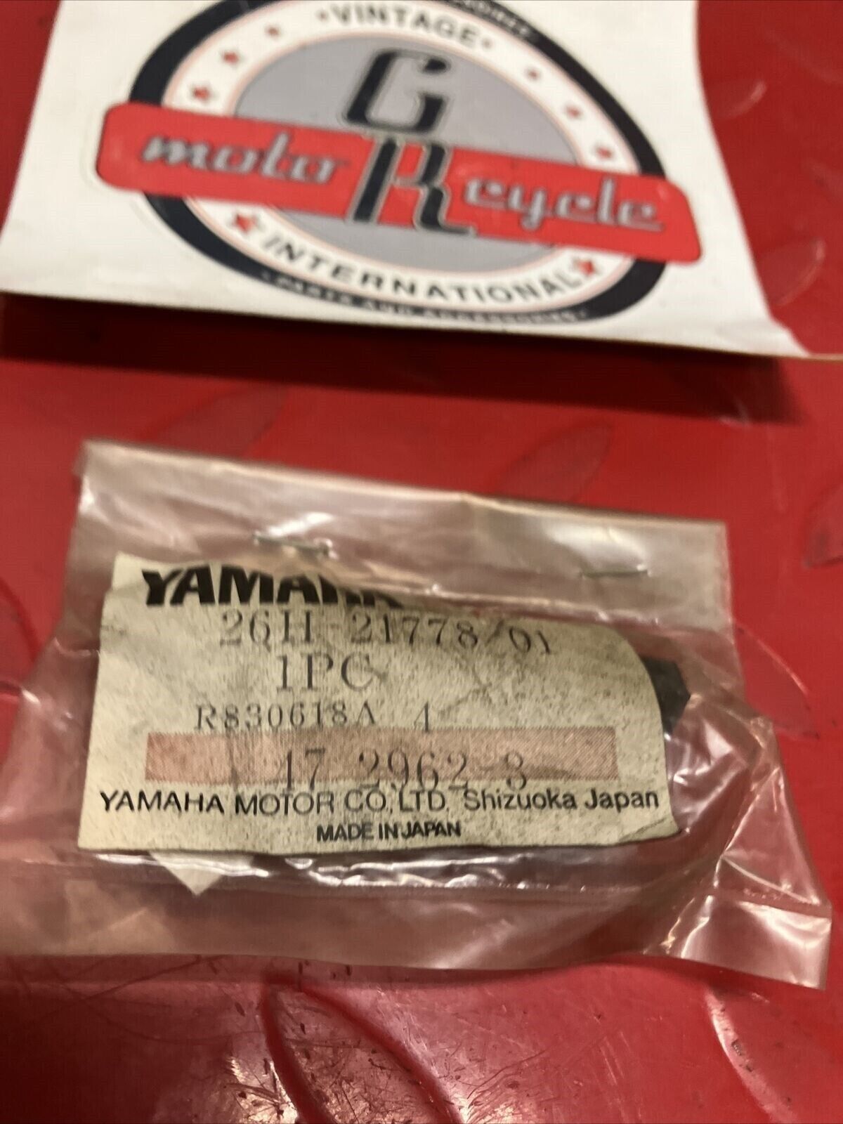 NOS YAMAHA LOCATING DAMPER 26H-21778-01-00 Y64