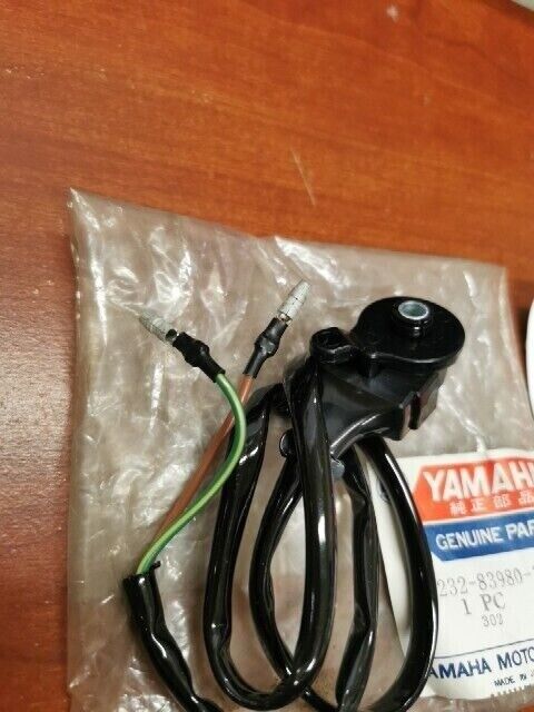 NOS Yamaha AT1 CS3 CT1 DT1 DT80 FS1 GT80 FRONT STOP SWITCH 232-83980-30-00 Y130