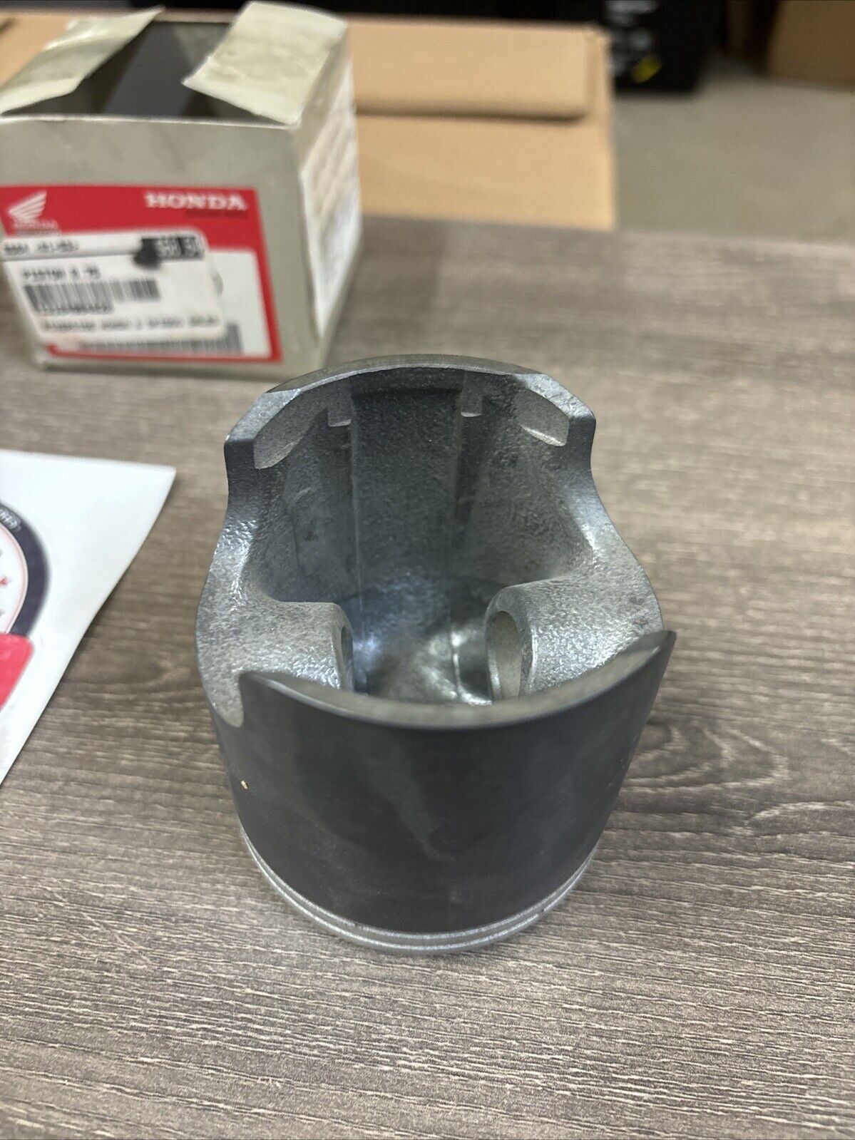 NOS Honda 1984 ATC250R PISTON O/S 0.75 13104-964-820 H136