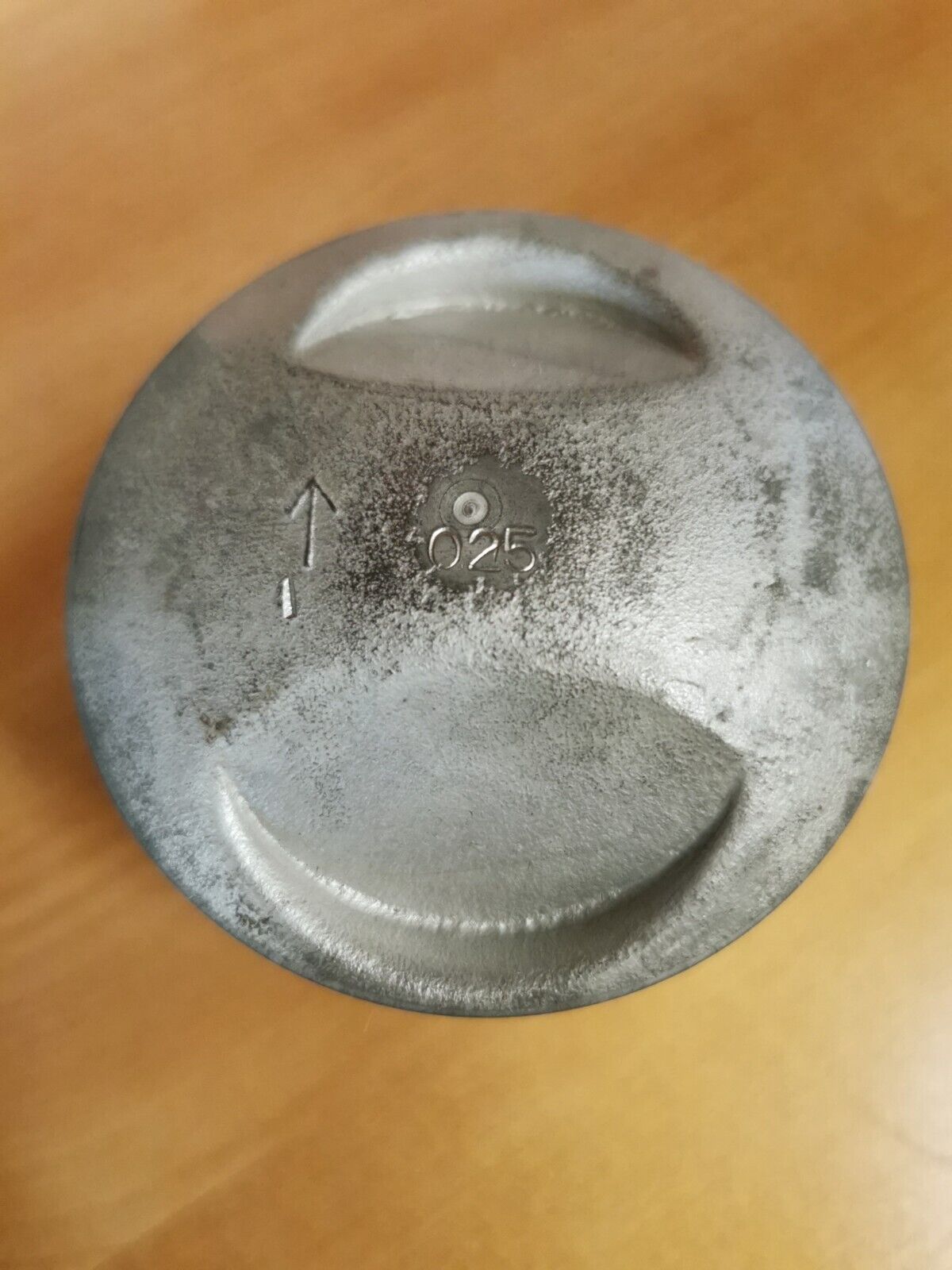 NOS YAMAHA XS1 XS2 TX650 1970 - 1973  PISTON 1 O/S 0.25   256-11635-02-00 Y47