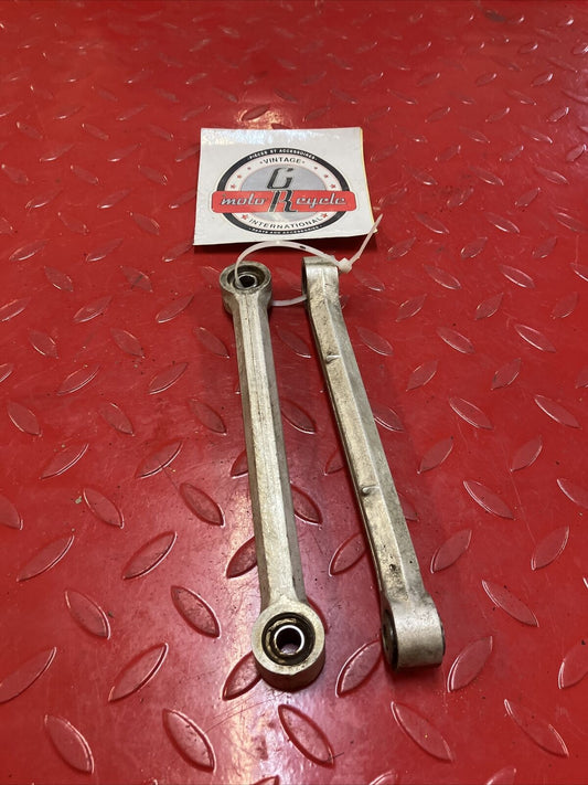 Suzuki RM125 1985 swingarm linkage cushion lever arm rod 1984 2