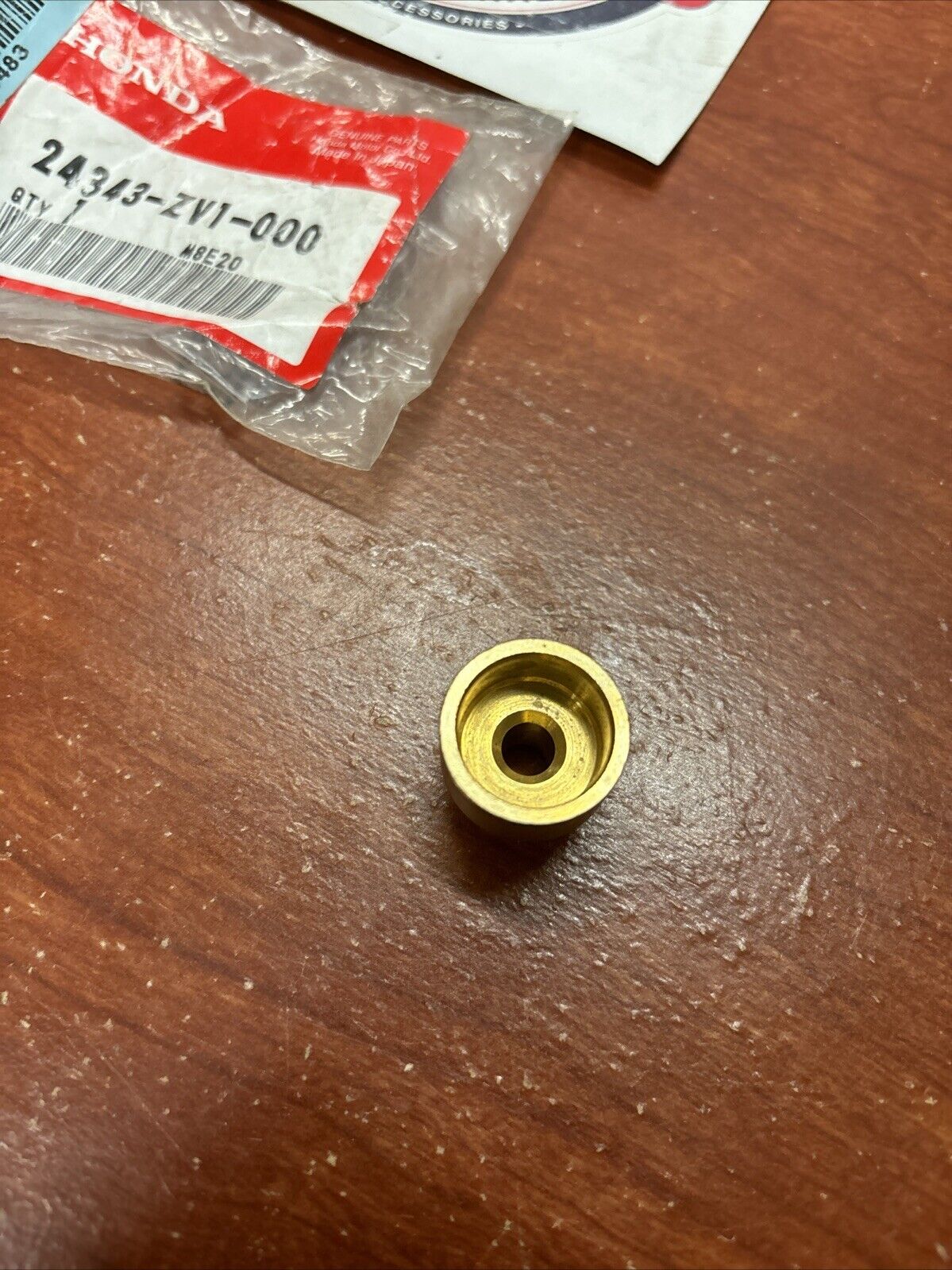 NOS Honda BF5 BF50 SEAL HOLDER 24343-ZV1-000 H183