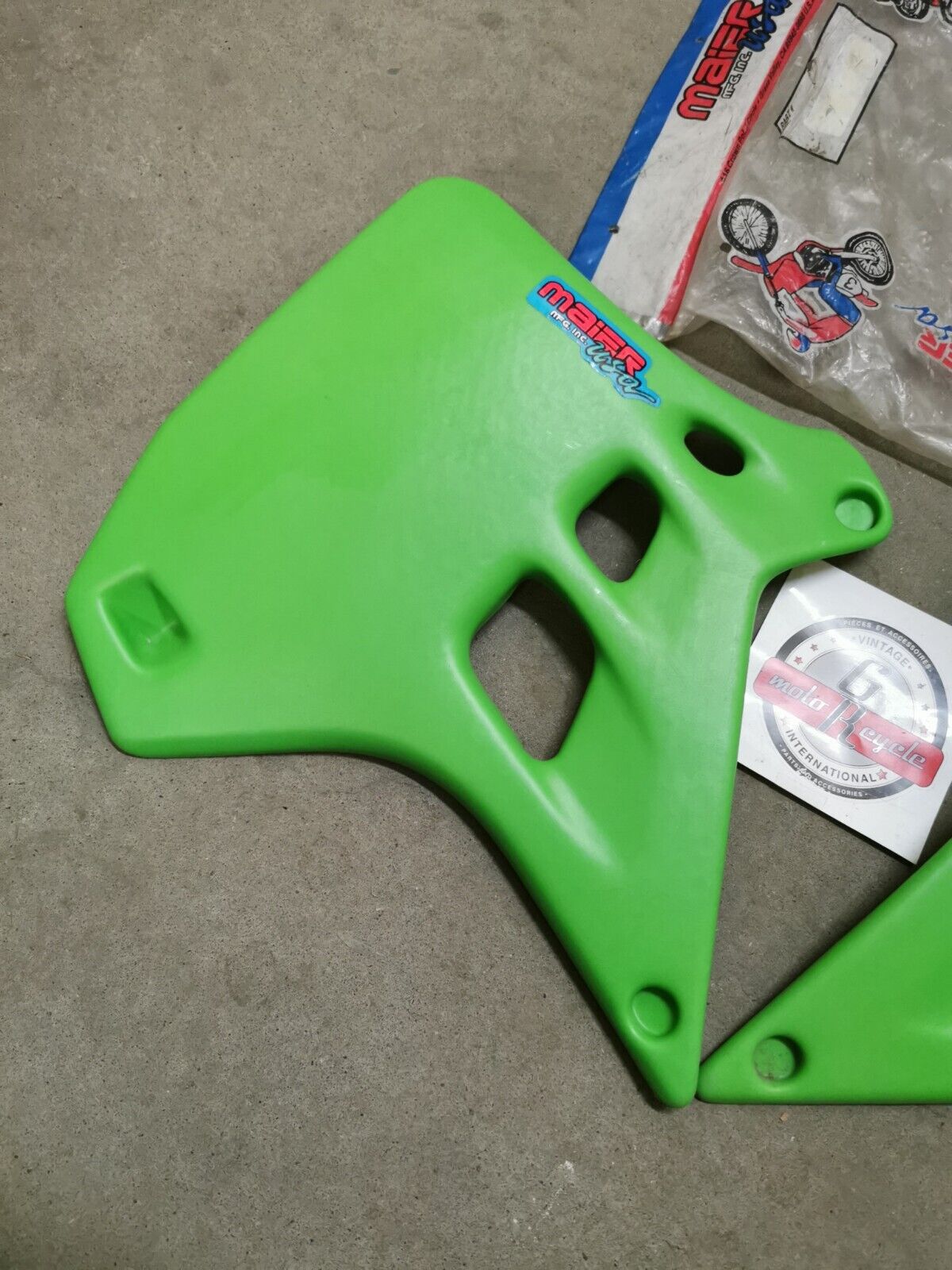 NOS MAIER KAWASAKI KX125 1990 FUEL TANK RADIATOR SCOOPS SHROUD GREEN Kit J42