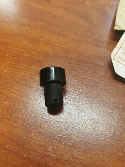 NOS Honda CB250TI CB400 CX500 GL400 GL500 FUEL TANK LID PIN 17517-413-000 H97