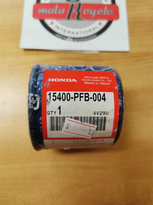 NOS Honda 1983 VT750C FILTER, OIL 15400-PFB-004 H28