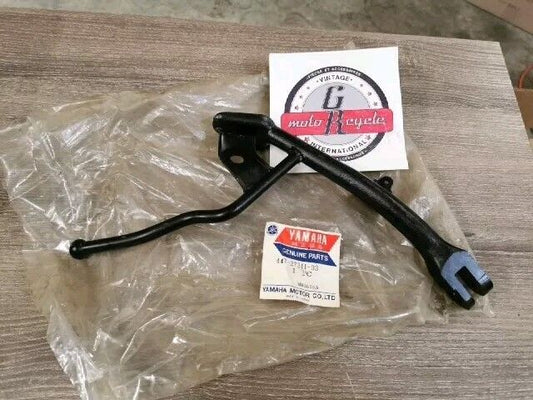 NOS YAMAHA TX650 1974 - 1976 XS650 1975 STAND SIDE 447-27311-03-00 Y147