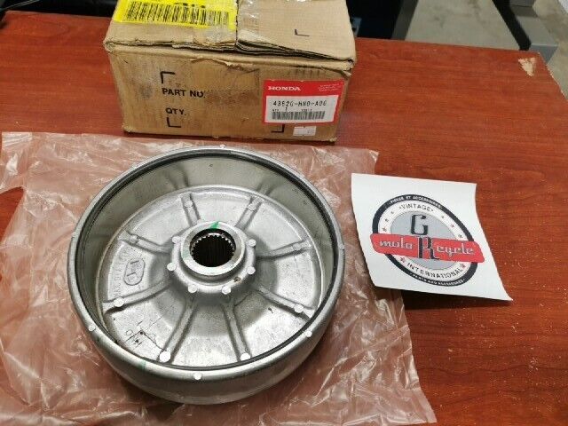 NOS Honda TRX350 TRX400 TRX450 REAR BRAKE DRUM 43620-HN0-A00 H104
