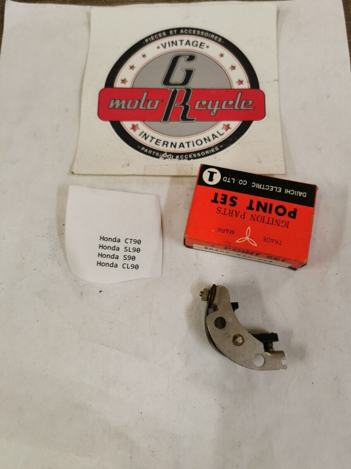 NOS DAIICHI HONDA CT90 SL90 S90 CL90 POINTS KOKUSAN 30202-028-003 J39