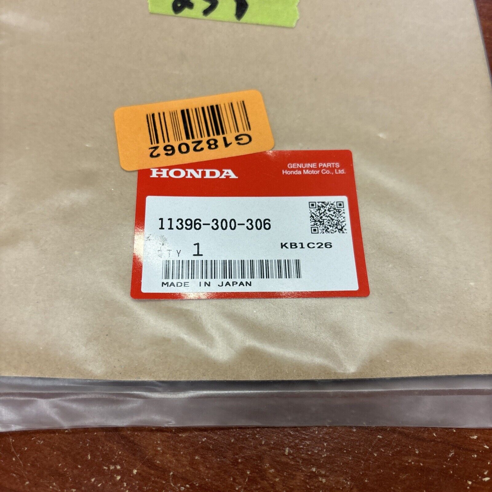 NOS Honda CB750F CB750 K0-K8 CB750P7 CLUTCH COVER GASKET 11396-300-306 H147