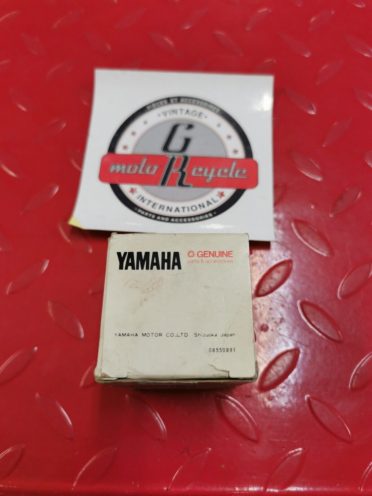 NOS Yamaha YZ80 1983 PISTON 4 O/S 1.00 22W-11638-01-00 Y27