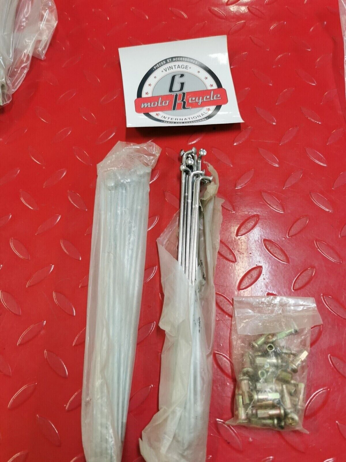 NOS Yamaha IT400 YZ125 YZ250 TT500 SPOKE SET INCOMPLETE 2W6-25104-02-00 Y22