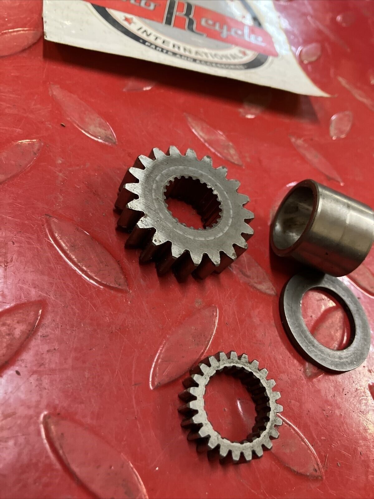 Kawasaki KX80 2000 crankshaft water pump and primary drive gear spur 1998 1999