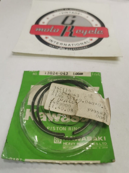 NOS KAWASAKI RING SET 13024-043 K32