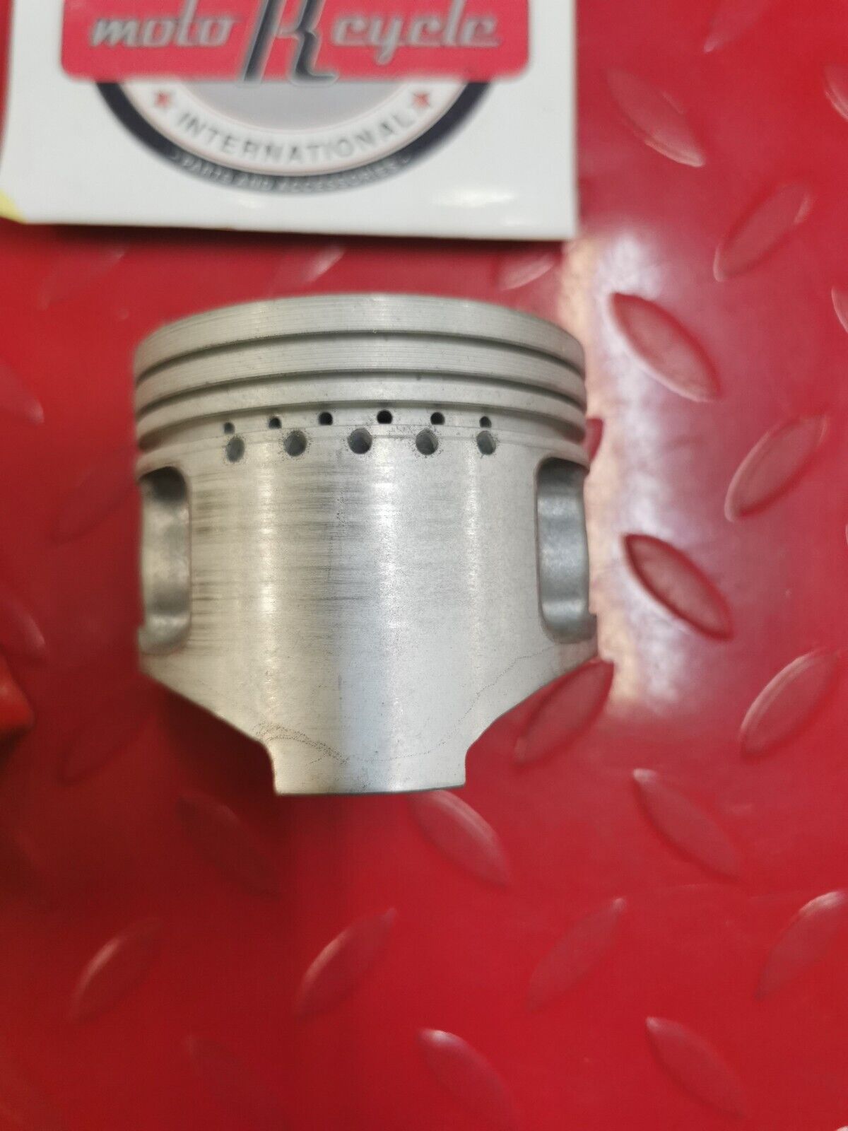 NOS YAMAHA XS500 TX500  PISTON 1 O/S 0.25 371-11635-05-00 Y27