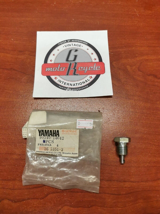 NOS Yamaha STRAIGHT SCREW PLUG 90340-14042-00 SUB. 3JL-13455-00-00 Y70