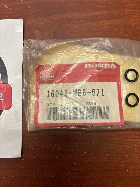 NOS Honda 1984 1985 VF1000F 1984 VF1000R FUEL JOINT SET D 16042-MB6-671 H172