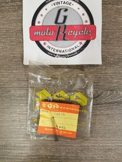 NOS SUZUKI GN250 1982 - 1999 GS1000 GS1000E GS1000C GS450 SPRING 09440-04015 S52