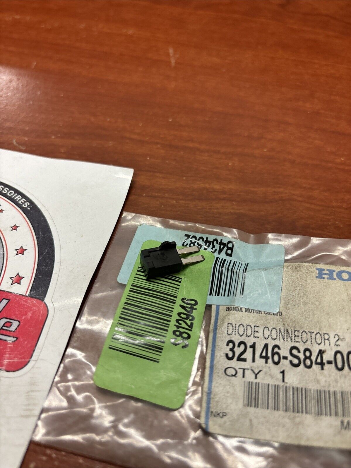 NOS Honda ACCORD CB400SS GL1800 DIODE CONNECTOR (2P) (3A) 32146-S84-003 H177