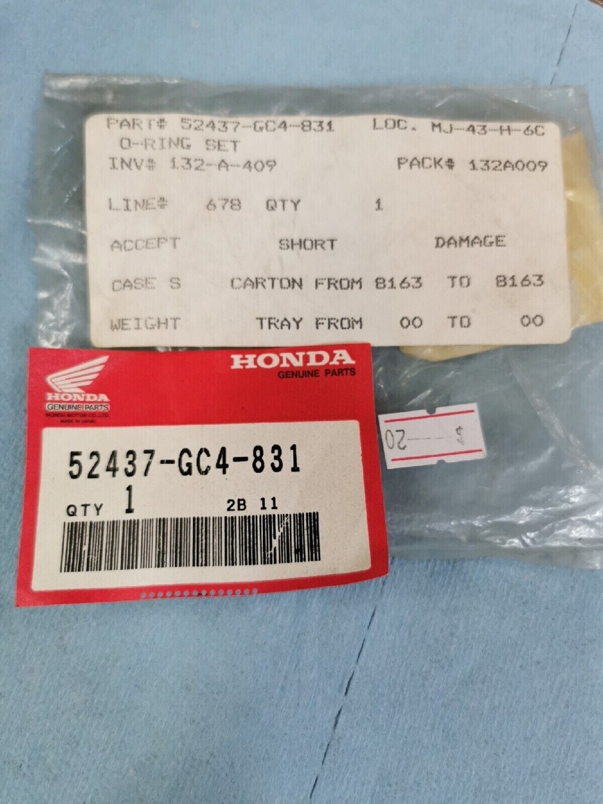 NOS HONDA CR80R 1985 OIL SEAL SET 52437-GC4-831   H47
