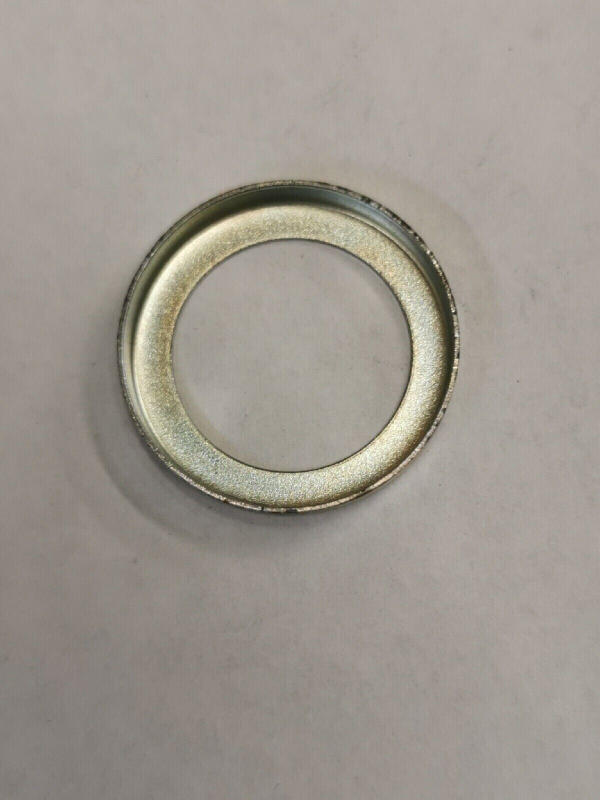 NOS PUCH BOMBARDIER MAXI DUST CAP COVER 773-490-452  P3