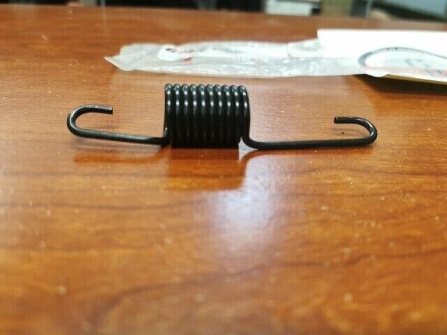 NOS Yamaha YW50 TENSION SPRING 90506-26801-00 Y102