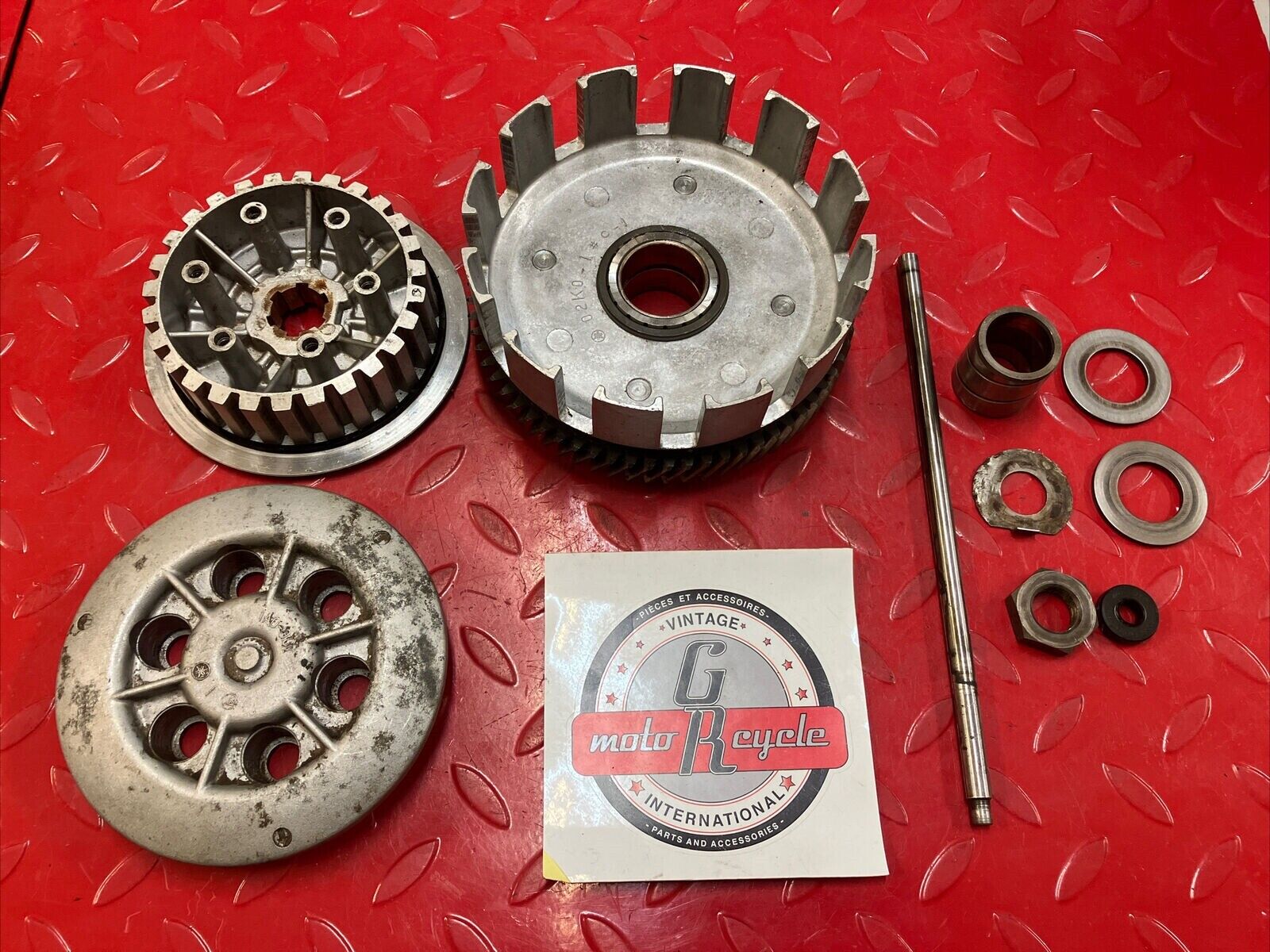 Yamaha RD400 1977 complete clutch assembly basket hub pressure plate