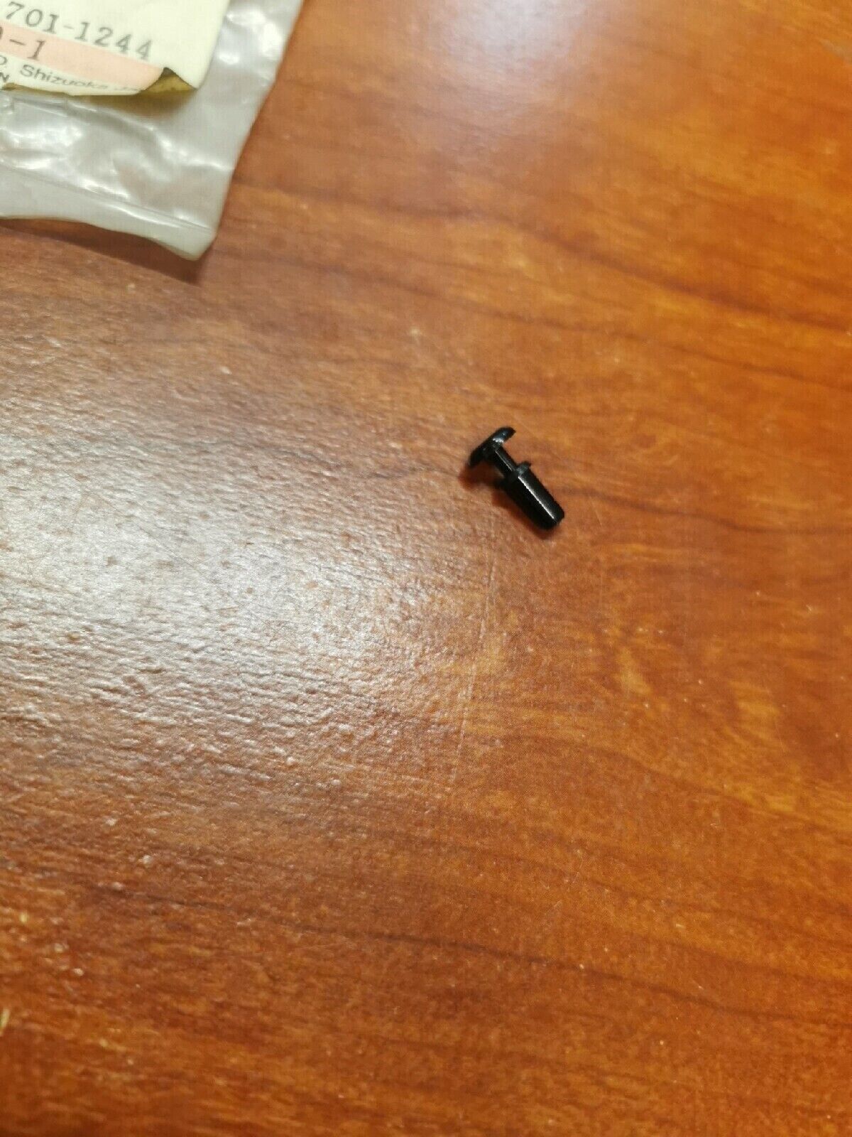 NOS Yamaha 1983 - 1986 CA50 1986 CE50ES SPECIAL SHAPE RIVET 90269-04029-00 Y69