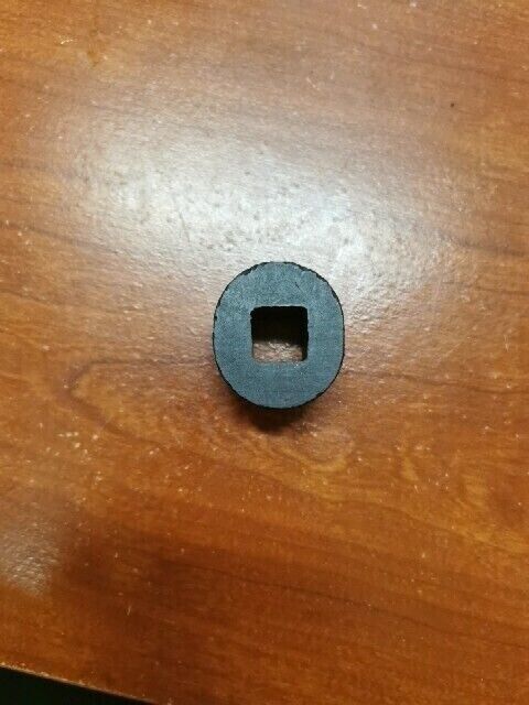 NOS Yamaha XS400 XS360 SR250 HEADLIGHT DAMPER 1L9-84366-61-00 Y102