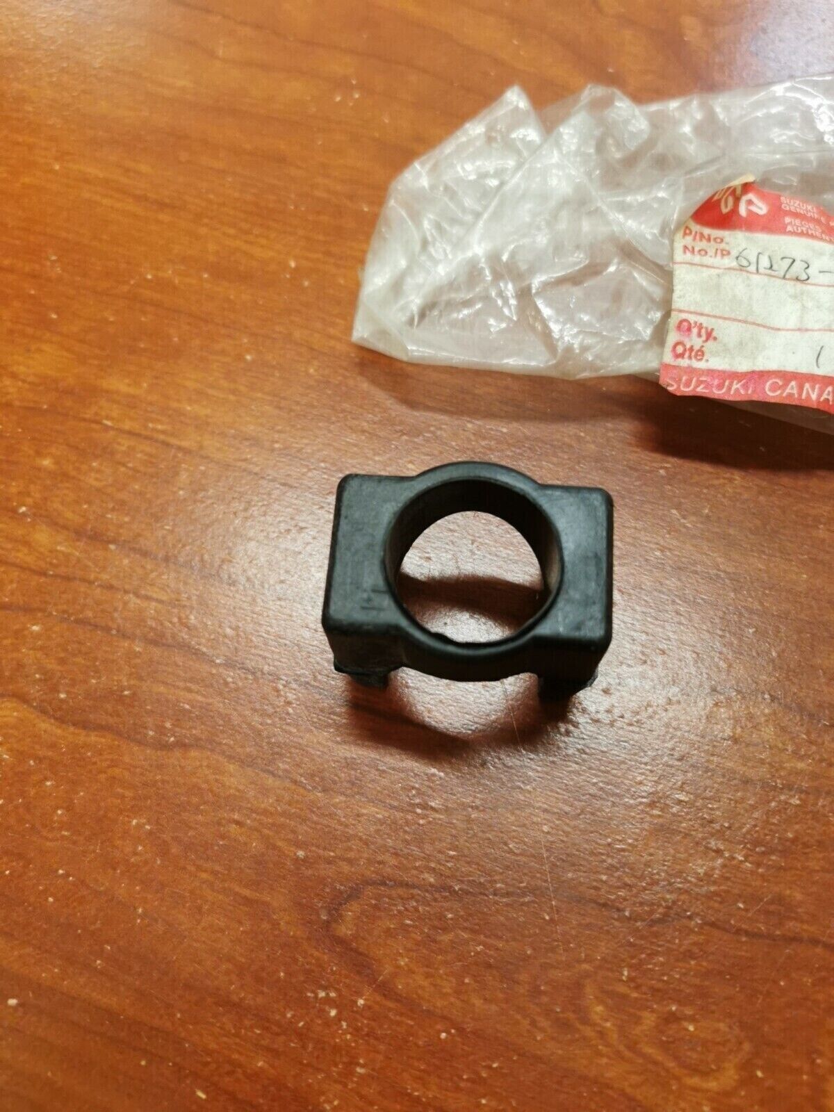 NOS SUZUKI RM125 RM250 CHAIN GUARD 61273-26C00 S30