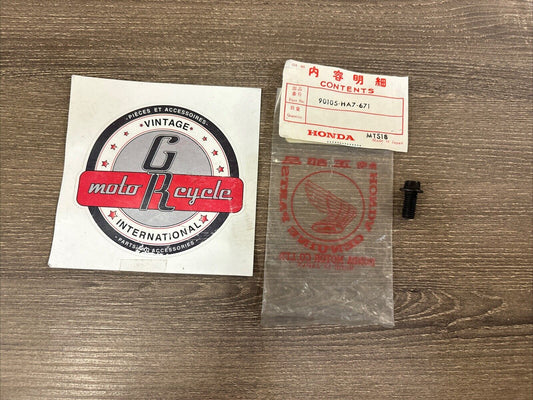 NOS Honda TRX350 TRX350D TORX BOLT 8X16 90105-HA7-671 H131