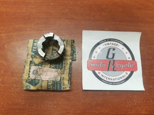 NOS Yamaha DT2MX MX250 MX360 RT2 RT3 5TH WHEEL GEAR 275-17251-10-00 Y141
