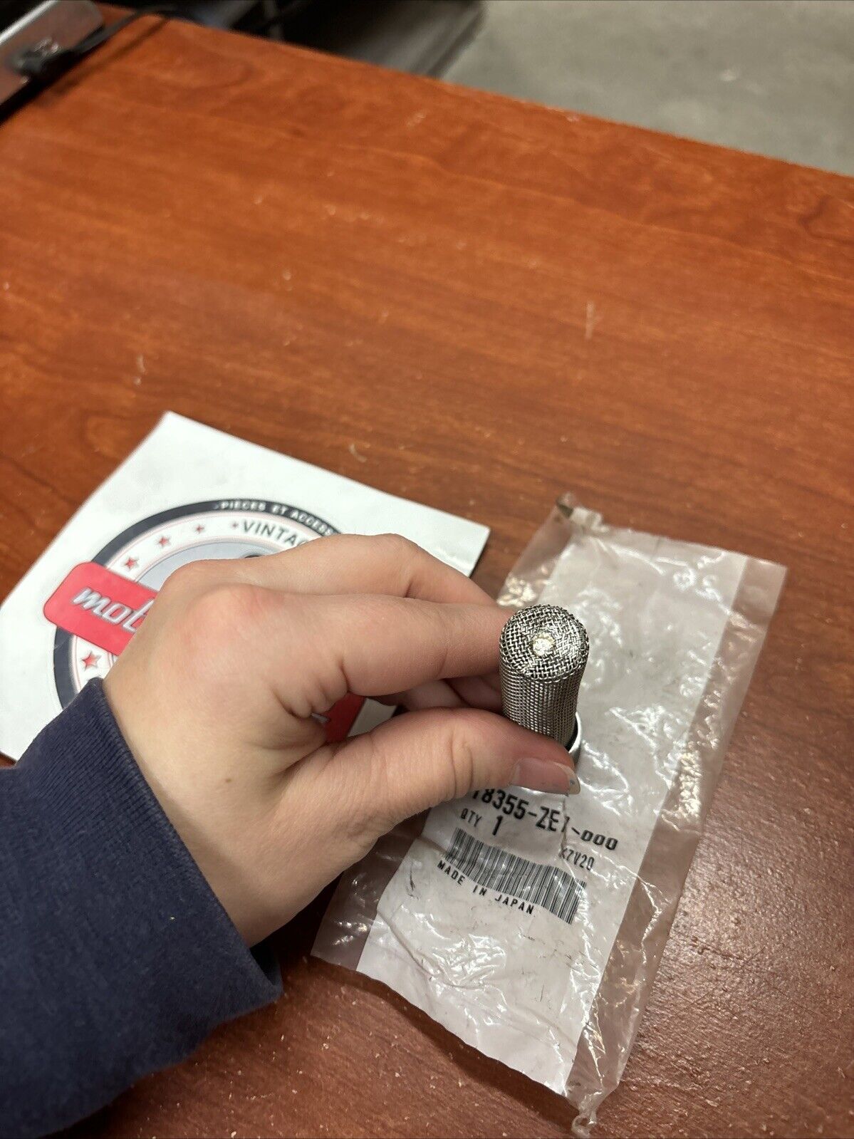 NOS Honda GX110 GX120 EB3000C FC600 SPARK ARRESTER 18355-ZE1-000 H184