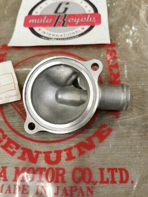 NOS HONDA VF700C VF750C 1982 - 1986 Cover Thermostat 19315-MB0-770 H70