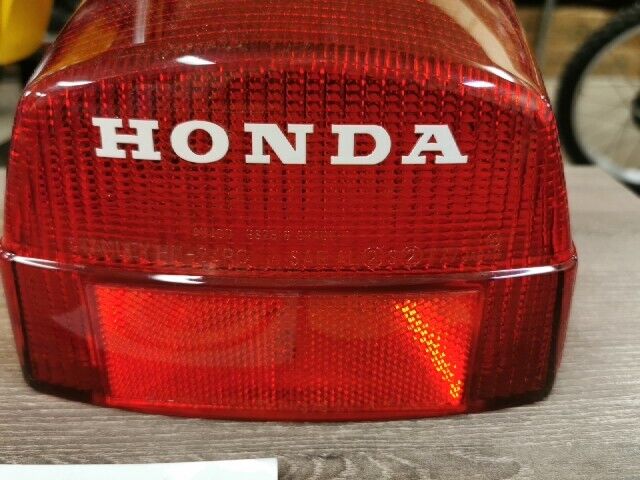 NOS HONDA CB650 CB750K 1979 1980 LENS TAILLIGHT 33702-415-671 H74