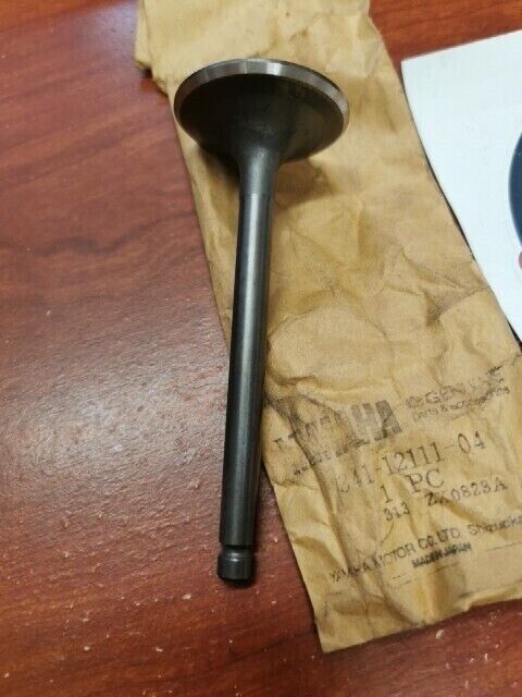 NOS Yamaha TX650 TX750 XS1 INTAKE VALVE 341-12111-04-00 SUB 341-12111-00-00 Y136