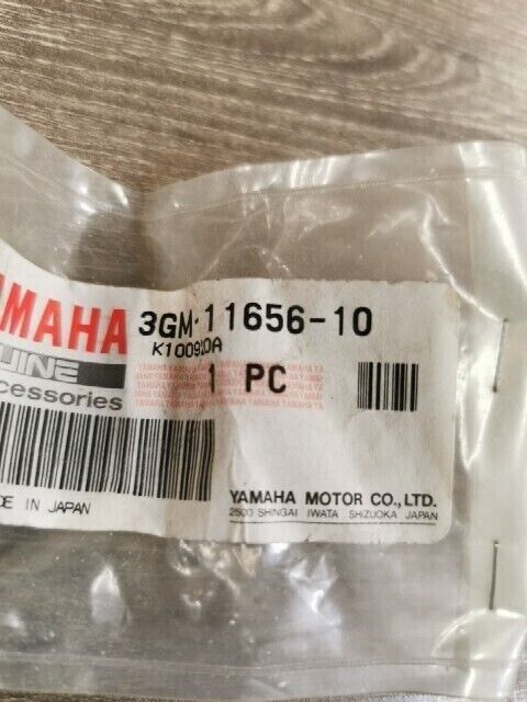 NOS YAMAHA FZ750U RX10MTAX  CONNECTING ROD PLANE BEARING 3GM-11656-10-00 Y106