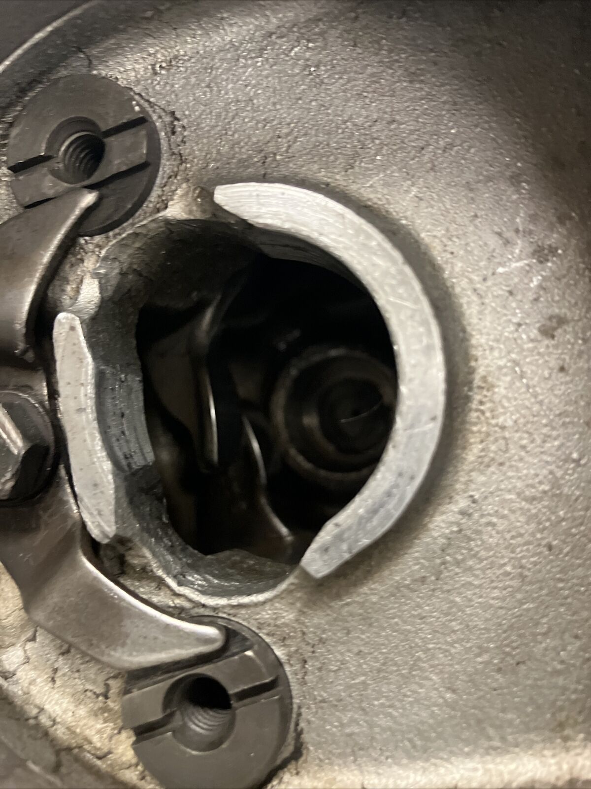 Honda XL100 1974 cylinder head 1975