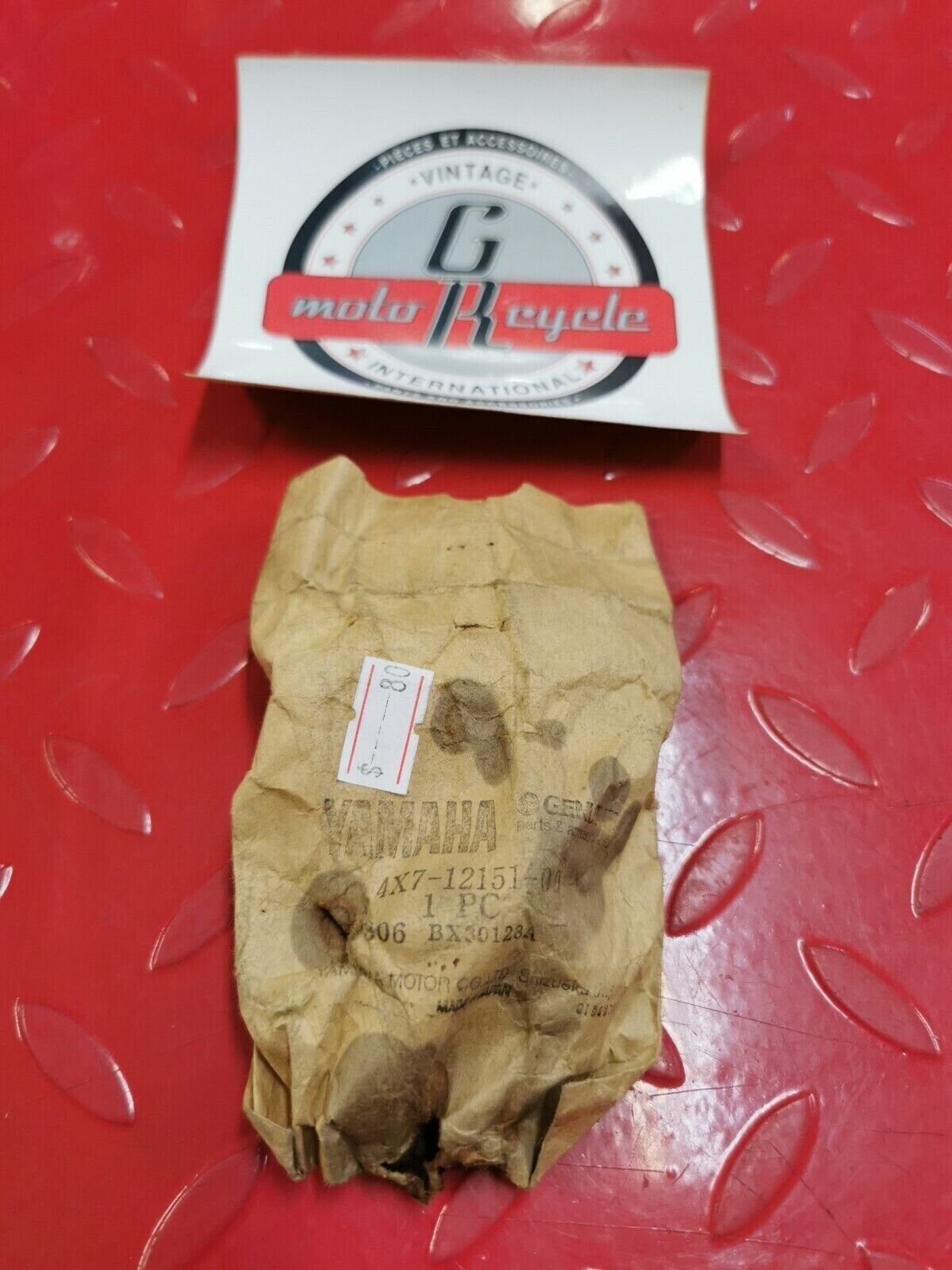 NOS Yamaha VIRAGO 1100 VIRAGO 750 ARM VALVE ROCKER 4X7-12151-00-00 Y25